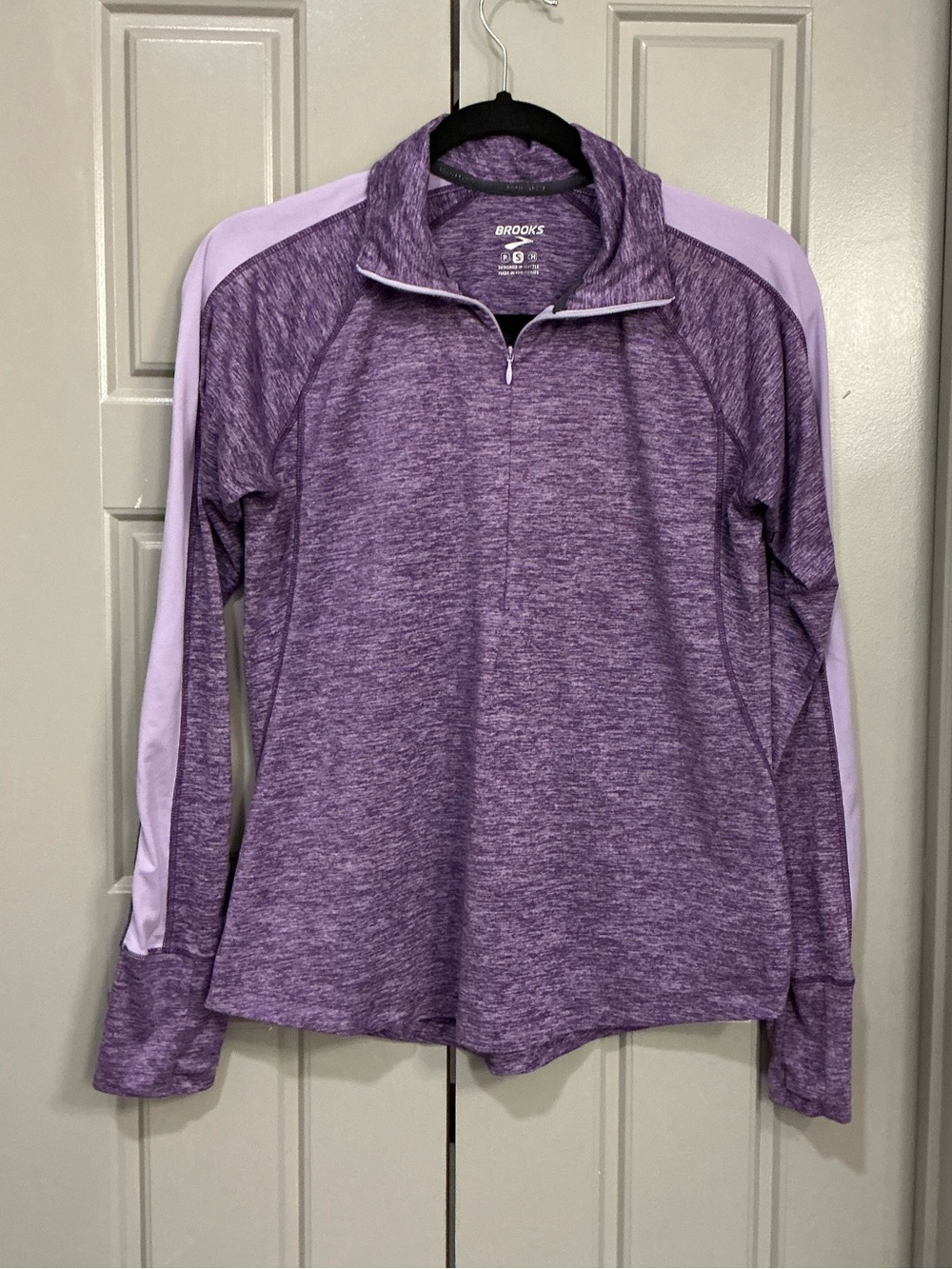 Brooks Pullover Running Top Size S Like New 🔥